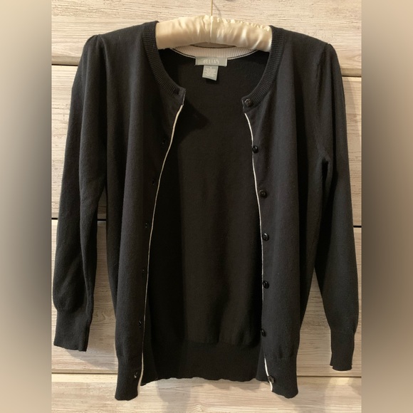 Delia’s Black Sweater - Picture 3 of 3